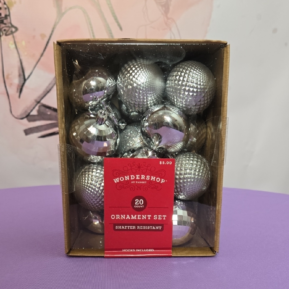 Wondershop Shatter-Resistant Silver Ornament Set